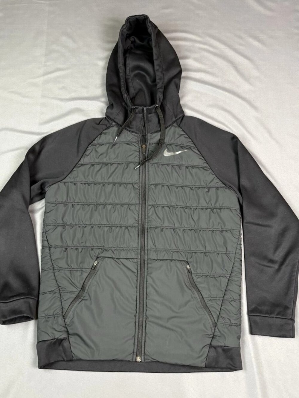 Nike Therma Winterized Hooded Puffer Jacket Black Full Zip Men's Sz M
